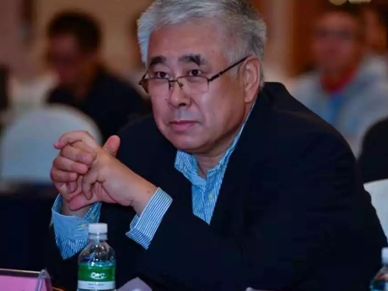 法律人专业修炼之“紧跟时代脚步，争做产业律师”