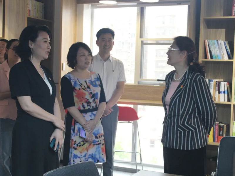 市统战部副部长黄暇等一行六人莅临瀛宋所调研指导