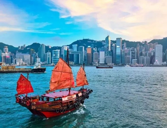 香港专升本丨不用考试申请入学，拿全日制港本学历，还能拿香港身份！